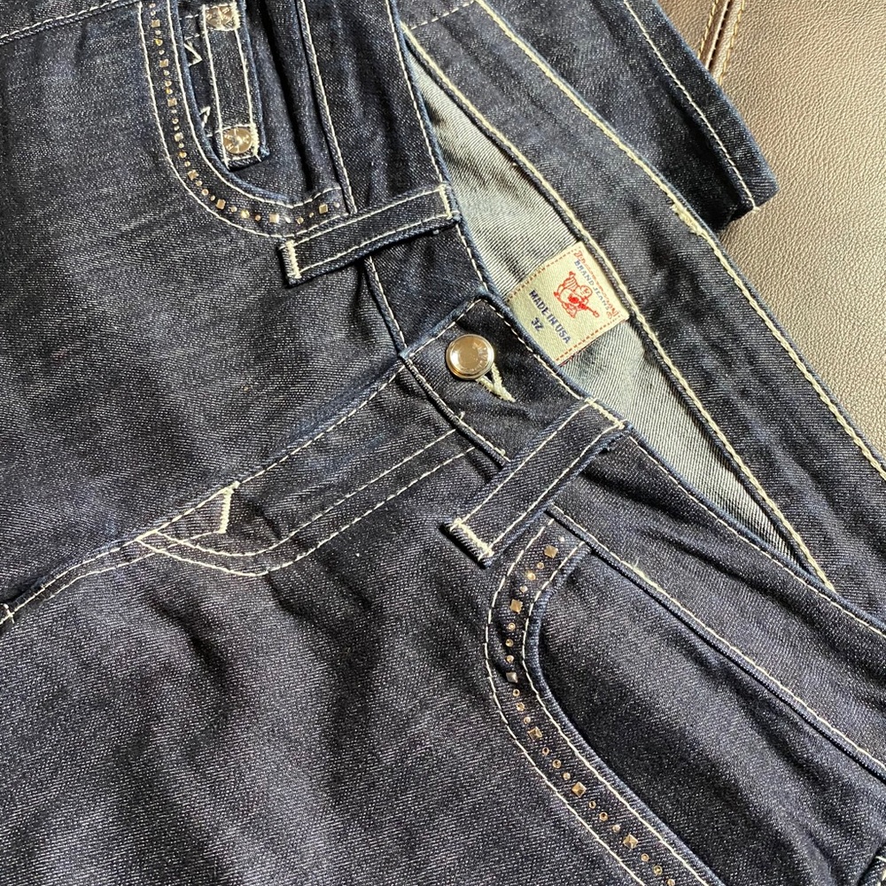 Jeans - Picture 3 of 3